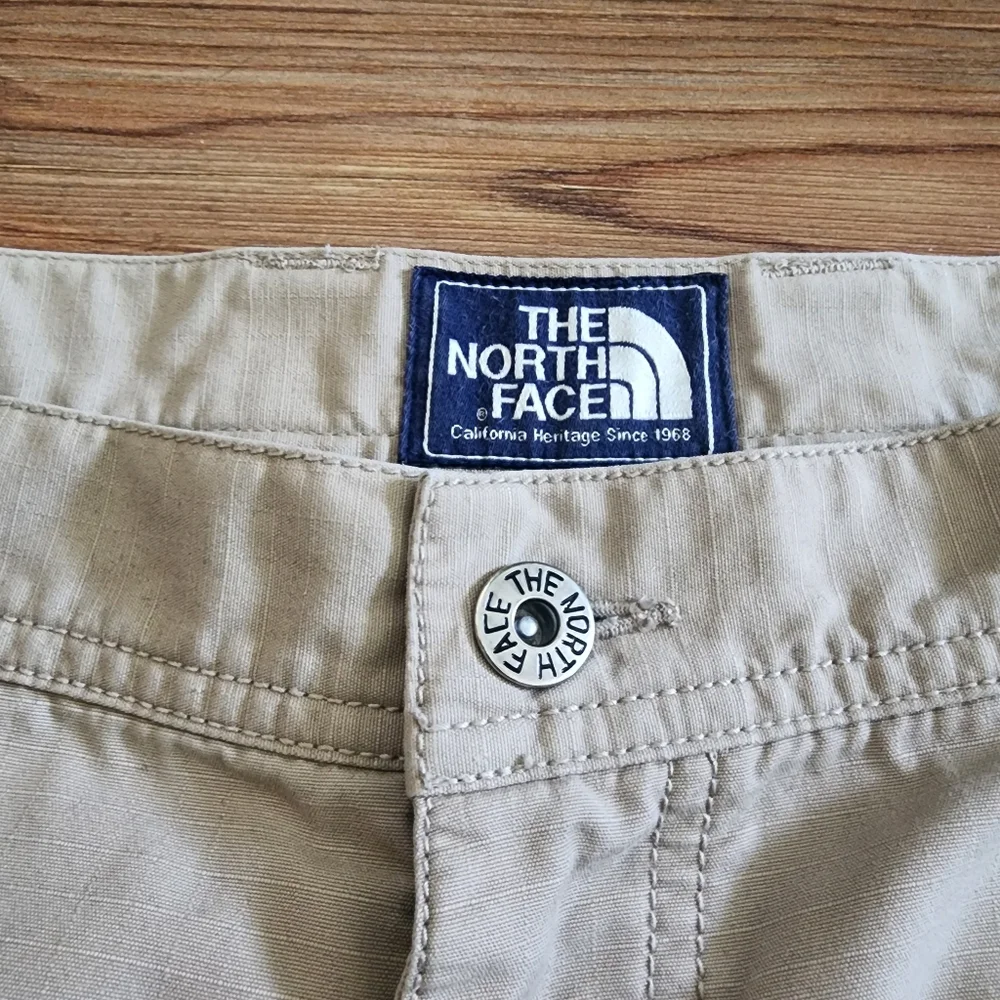 The North Face Ripstop Cargo Shorts Mens 40 Tan 11